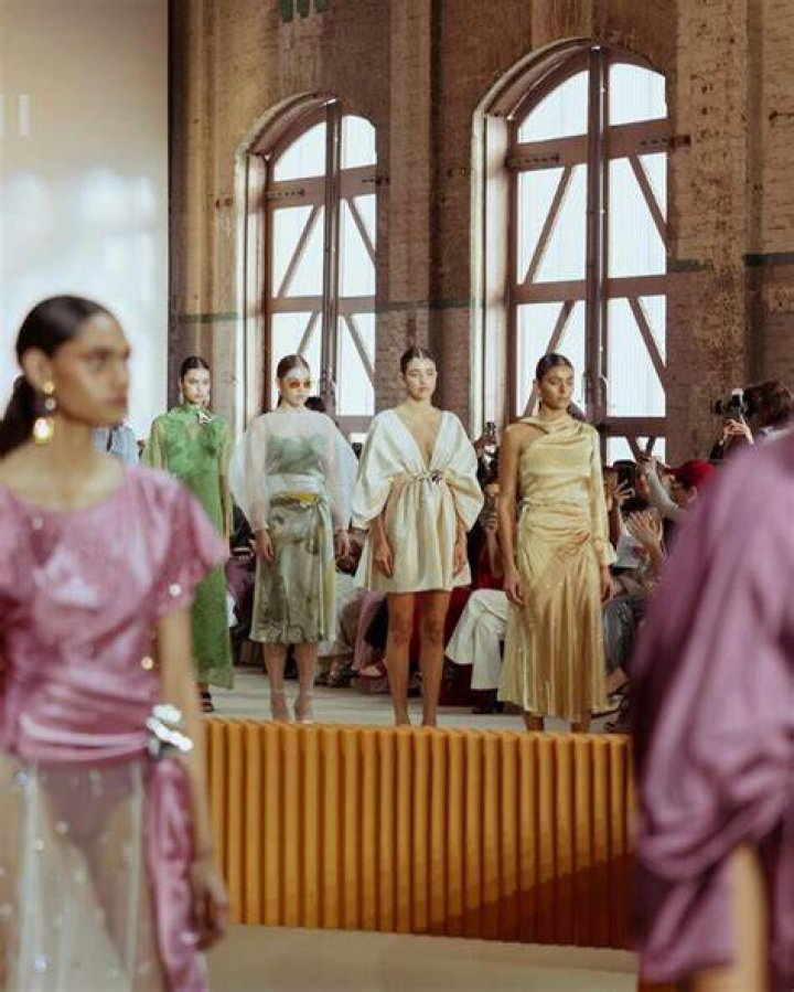Discover The World Of Fashion With Stella Magz