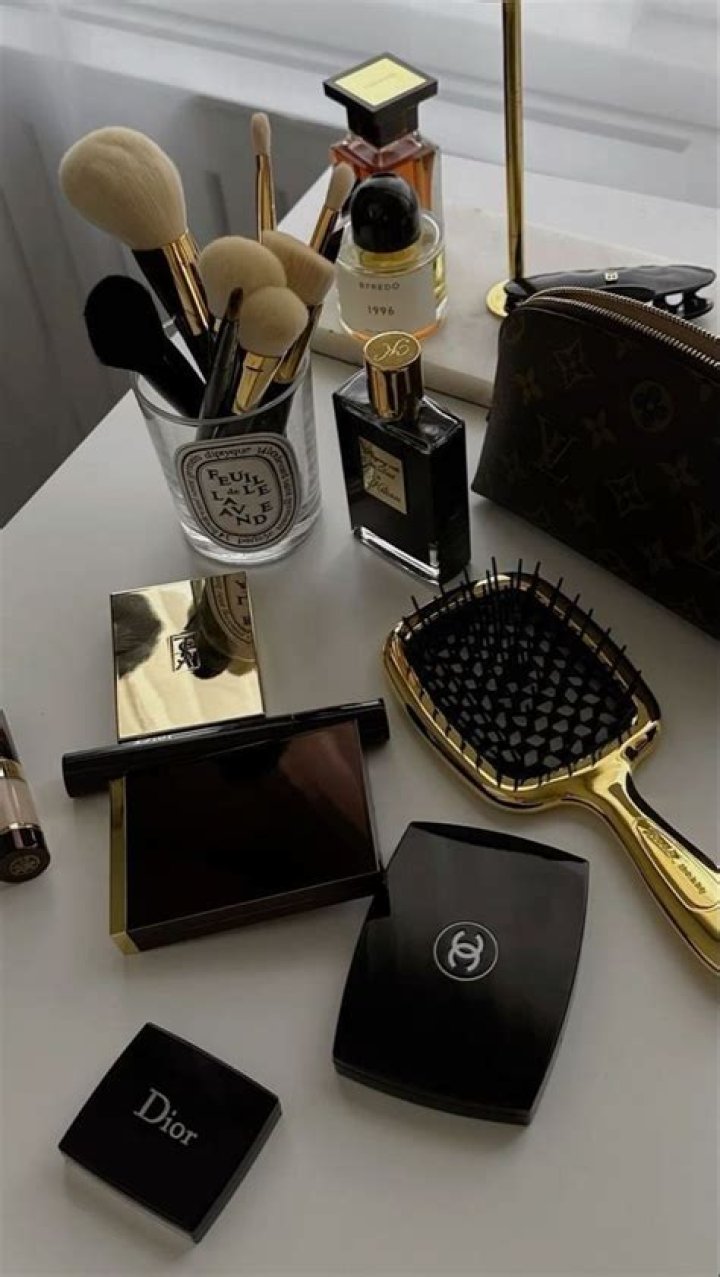 Discoveries And Insights Into Feminine Glamour