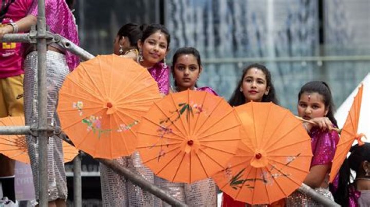 Diwali brings colour to Auckland