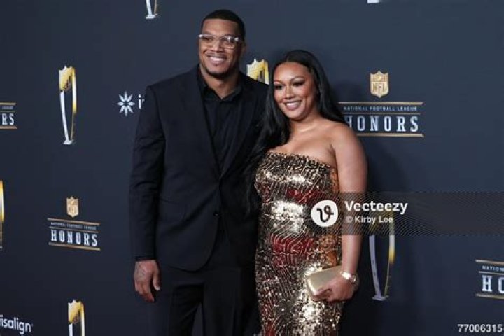DJ Moore Wife Is DJ Moore Married?