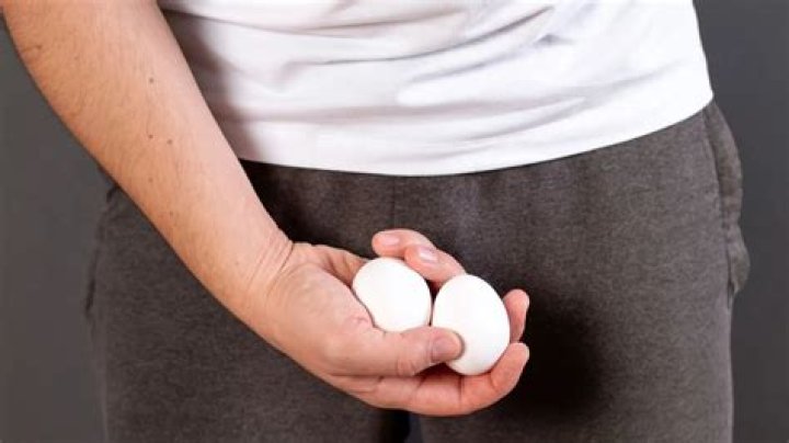 Do your balls get bigger as you age?