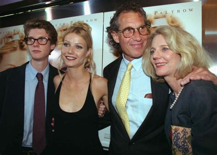 Does Paltrow Have Any Siblings? A Breakdown of Her Family