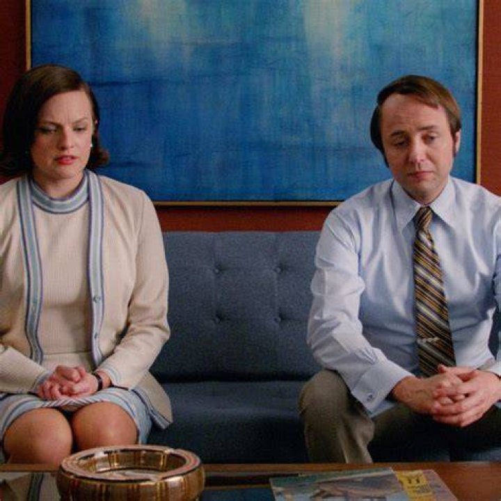 Does Pete Campbell love Peggy? ·