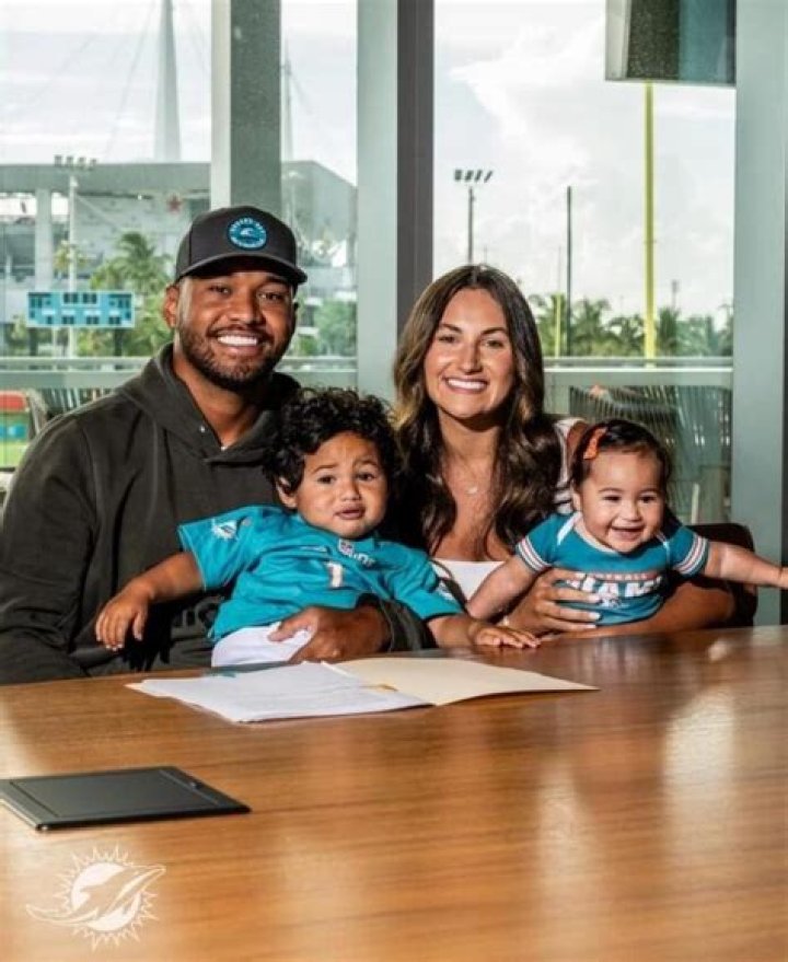 Does Tua Tagovailoa Have Kids?