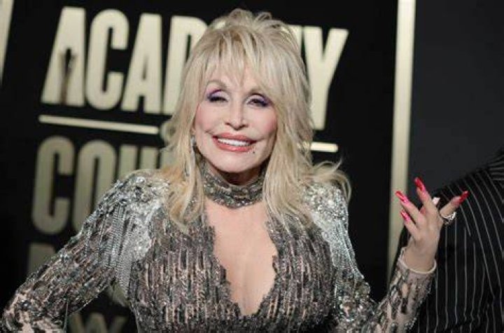 Dolly Parton on Why She Never Had Children 'I Don&rsquo;t Think it Was Meant