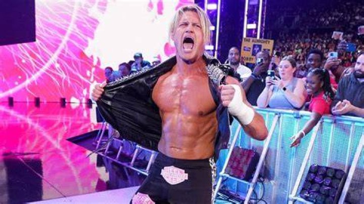Dolph Ziggler responde ante el despido de James Ellsworth Sheamus