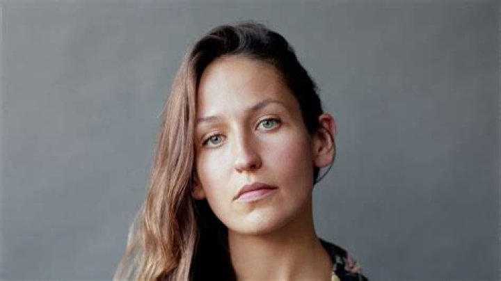 Domino Kirke Is a New Kind of Triple Threat Musician, Mom, and Doula