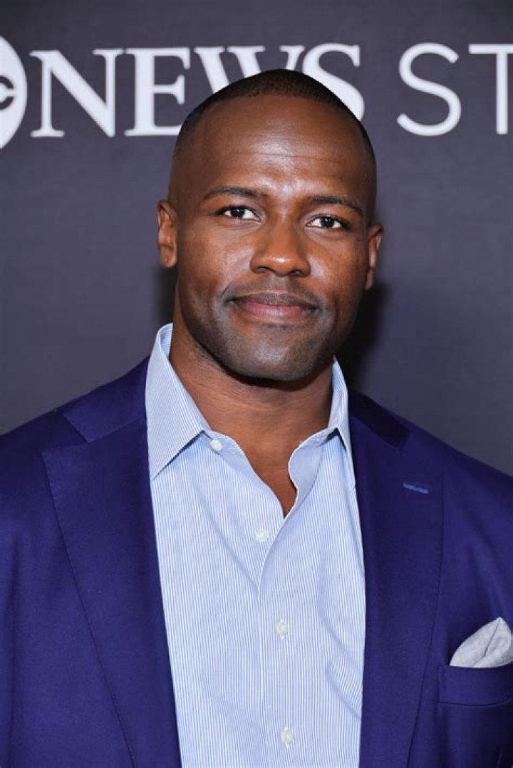Dr. Darien SuttonRamsay CallenLorde