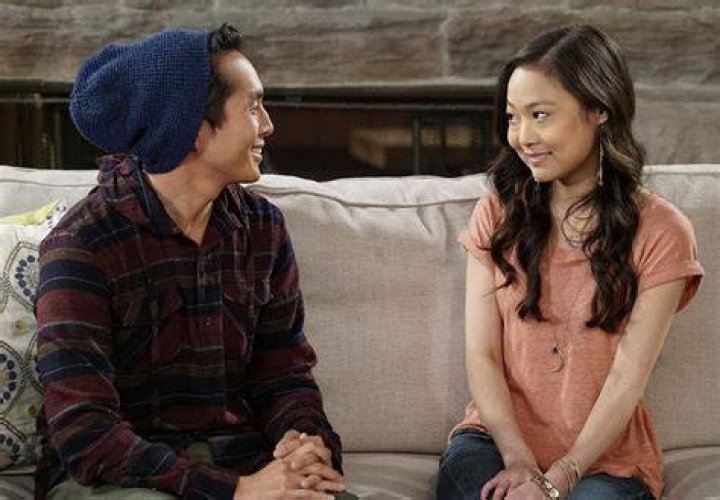 Dr. Ken Photo Justin Chon, Krista Marie Yu 38 sur 123 AlloCiné