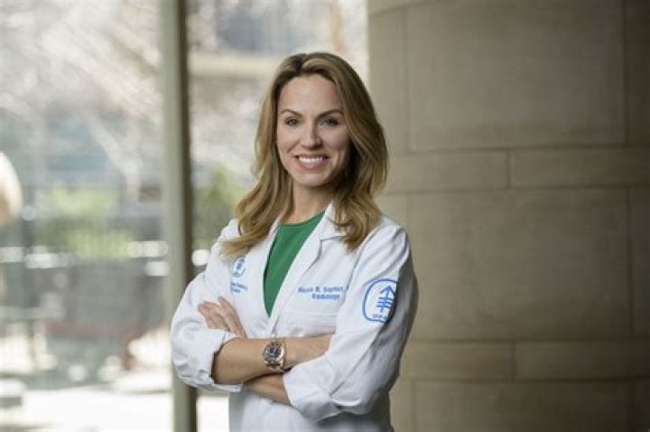 Dr Nicole Saphier Net Worth, Salary, Age, Height, Bio, Family, Career