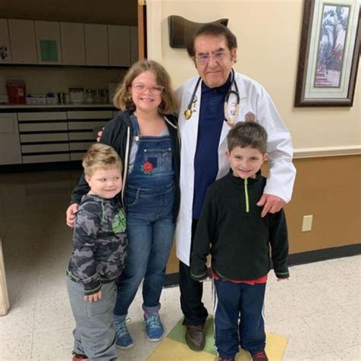 Dr Nowzaradan wife and children, has he moved on after divorce from ex