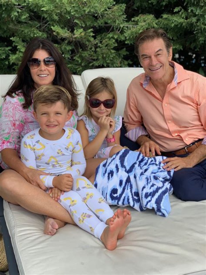 Dr. Oz Children Meet Daphne Oz, Oliver Mustafa Oz, Arabella Sezen Oz
