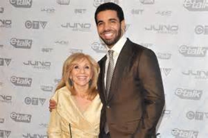 Drakes mom