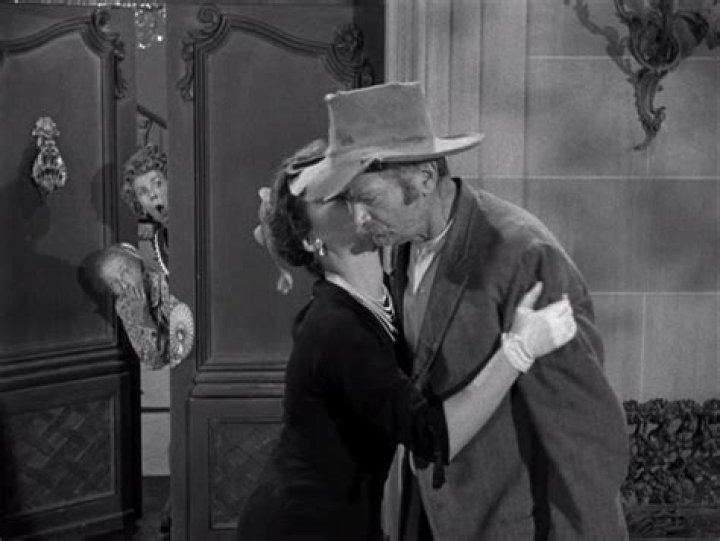Duke Steals a Wife (1963)