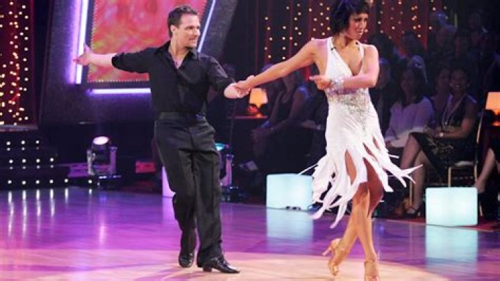 DWTS Star Cheryl Burke Turning Famous Wealthy Boyfriend Into Husband!
