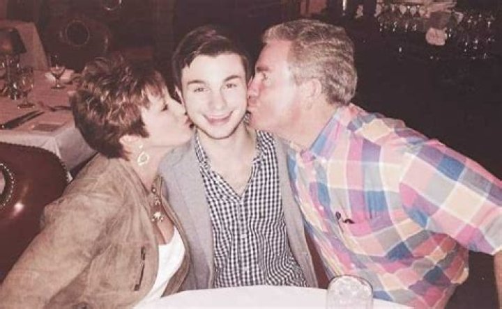 Dylan Mulvaney Parents Mother Donna And Father James Mulvaney