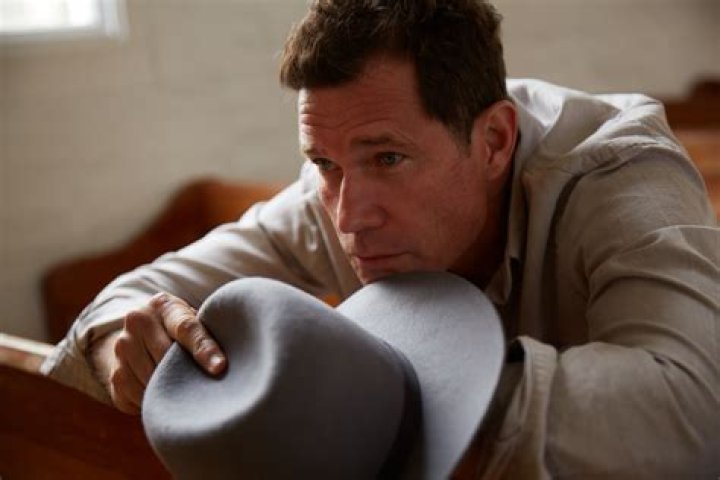 Dylan Walsh Photos Tv Series Posters and Cast