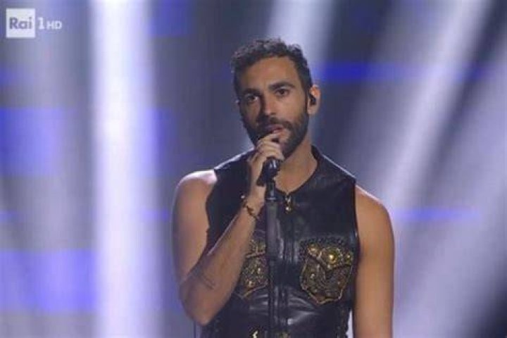 e Marco Mengoni insieme il video di neve&raquo; Marca