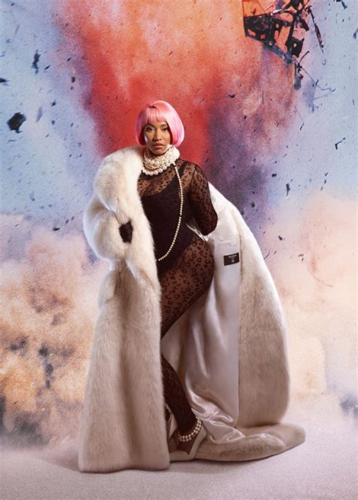 E Report Nicki Minaj Shoots Her Shot At Micheal B. Jordan [AUDIO