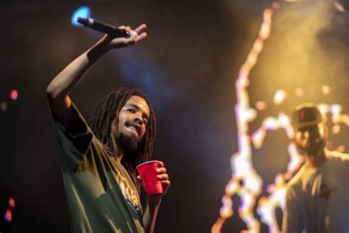 Earl Sweatshirt Profile Net Worth Age Relationships and more Earl