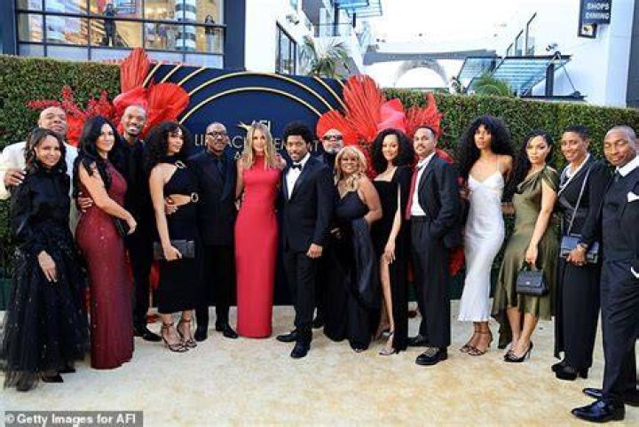 Eddie Murphy Has 10 Children See His Kids & Mothers Parade