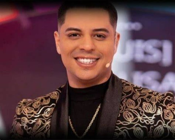 Eduin Cazares Age, Bio, Birthday, Family, Net Worth National Today