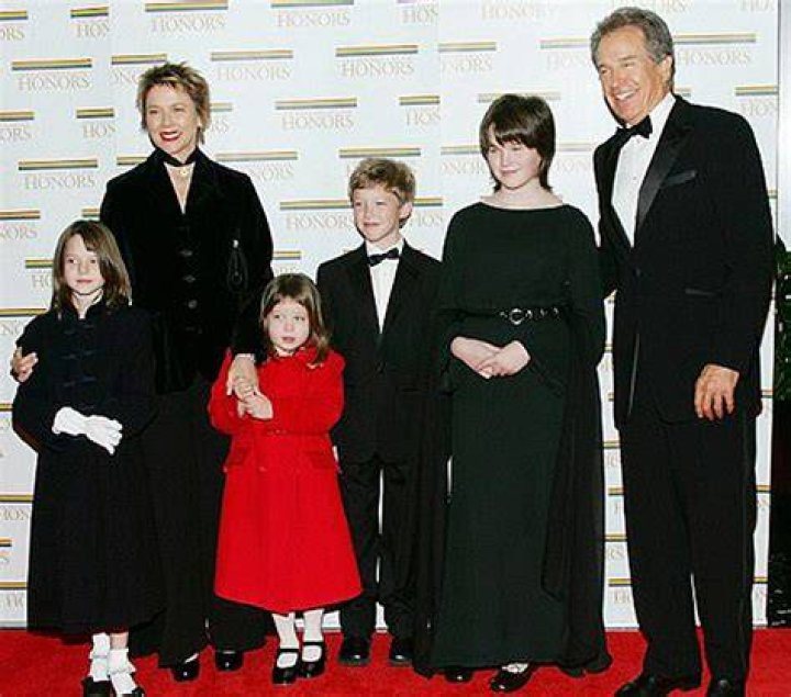 El hijo trans de Warren Beatty y Bening ShangayShangay