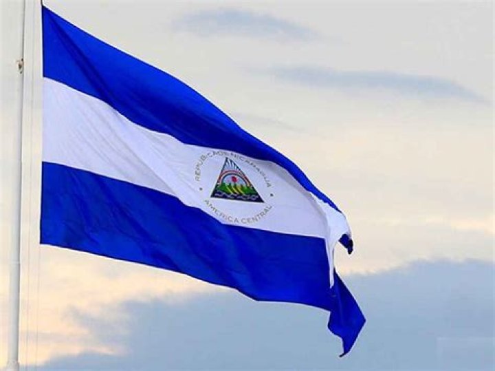 El primer multimillonario de Nicaragua Carlos Pellas y su esposa Vivian