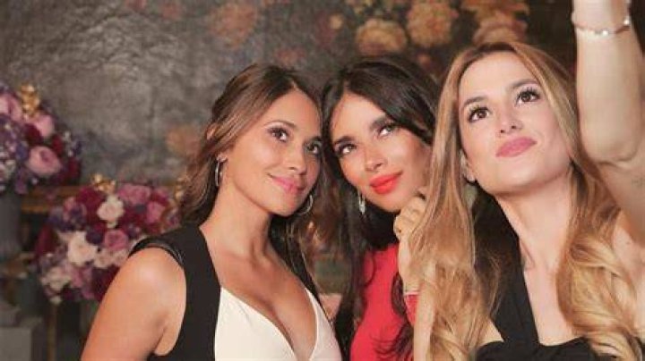 Elena Galera y Daniella Semaan en Londres Foto en Bekia Actualidad