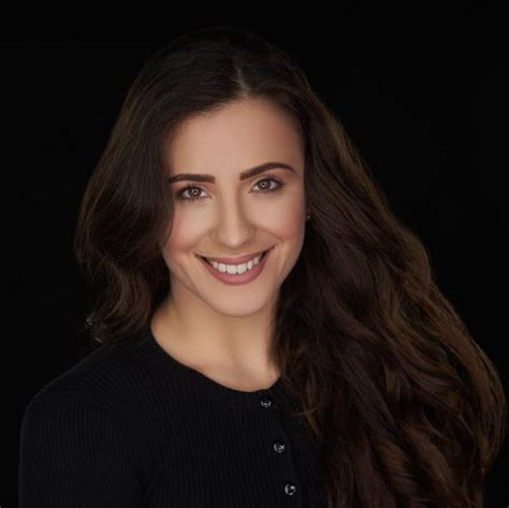 Eliana Ghen Biography, Wiki, Age, Height, Net Worth, Boyfriend