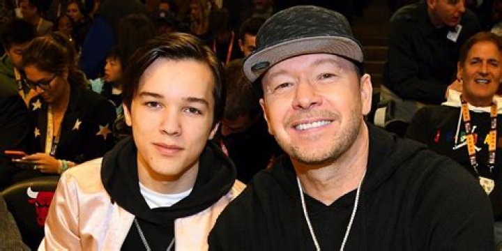 Elijah Hendrix Wahlberg (Donnie Wahlberg's son) Family/ Career