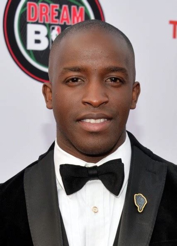 Elijah Kelley Net Worth October 2023, Salary, Age, Siblings, Bio