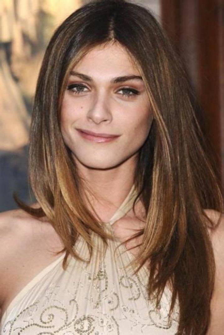 Elisa Sednaoui Bra Size, Age, Weight, Height, Measurements
