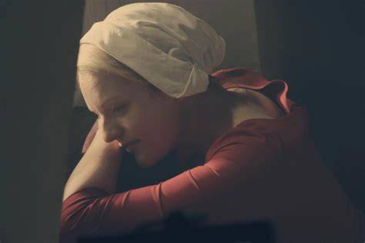Elisabeth Moss AdoroCinema