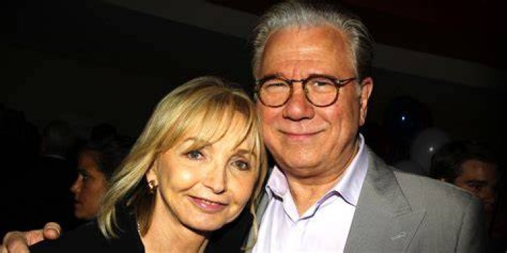 Elizabeth Larroquette Truth About John Larroquette's wife Dicy Trends