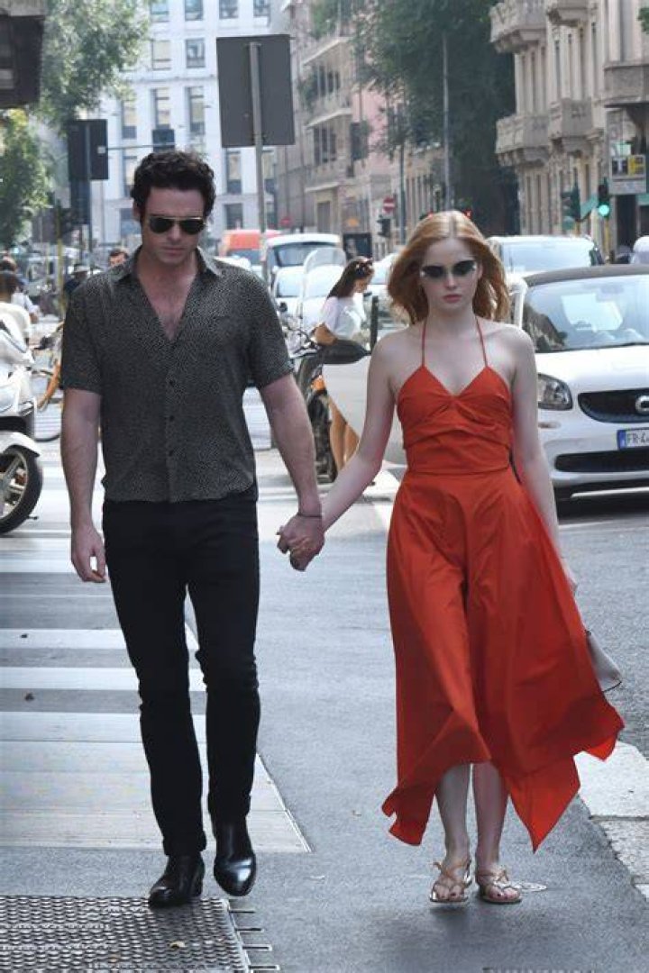 ELLIE BAMBER and Rchard Madden Out in Milan 09/22/2018 HawtCelebs