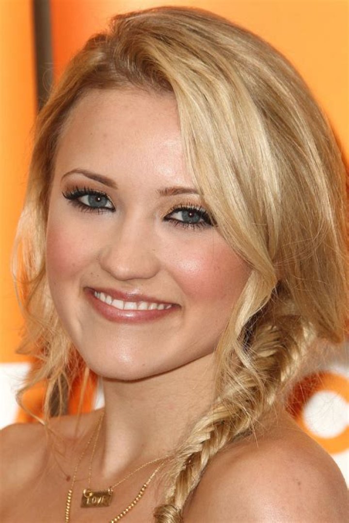Emily Osment's Out For Dinner Date with Mike Posner!! DISNEY STAR