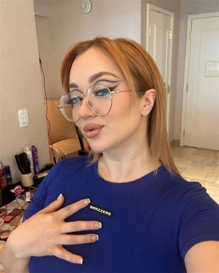 Emma Magnolia