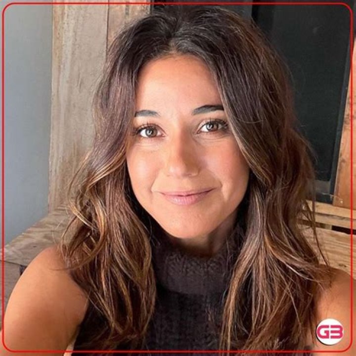 Emmanuelle Chriqui Wants To Adopt Kids &mdash; But Is She Married?