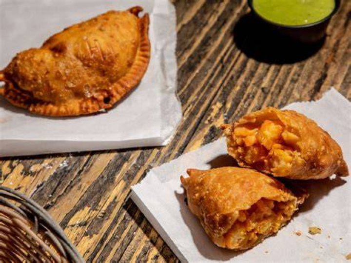 Empanada Mama Still Serves Great Colombian Fare in Hell’s Kitchen