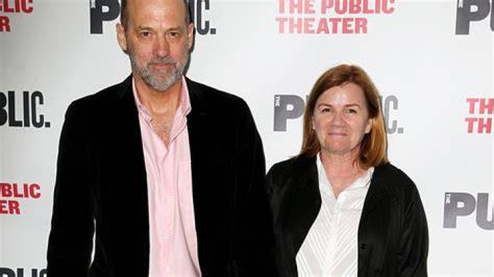ER stars Edwards and Winningham married in secret
