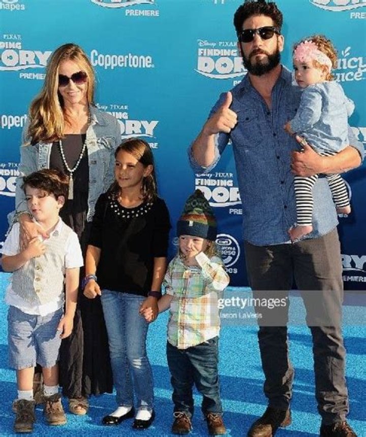 Erin Angle Bernthal Age, Height, Bio, Husband, Kids & Family