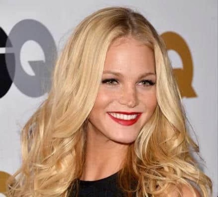 Erin Angle Wiki, Age, Height, Family, Kids, Husband, Net Worth, Biography