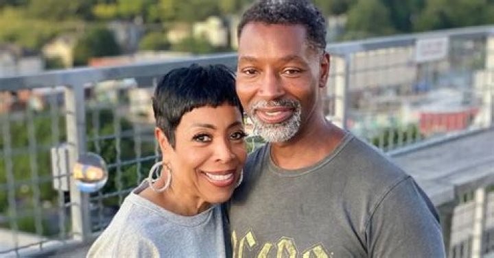 Ernesto Williams Net Worth February 2024, Salary, Age, Siblings, Bio