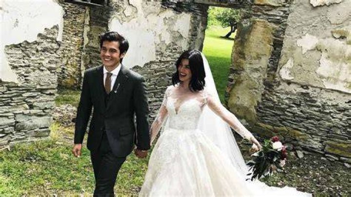 Erwan Heussaff Wiki Biography, Anne Curtis wedding photos!