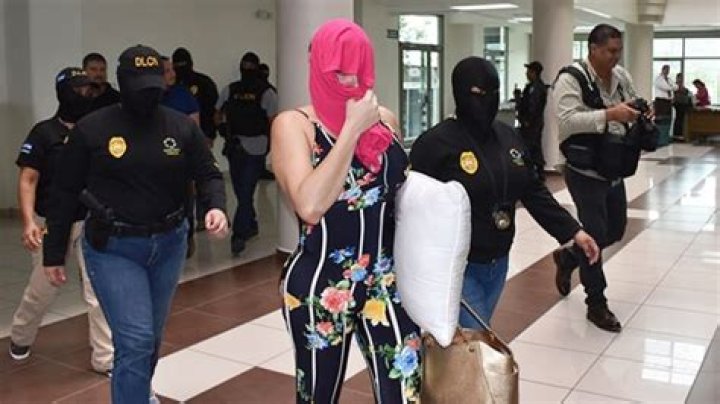 Esposa de Magdaleno Meza denuncia que le retiraron la seguridad y teme
