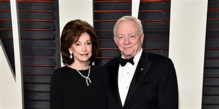 Eugenia Jones Bio, Age & Facts About Jerry Jones' Wife