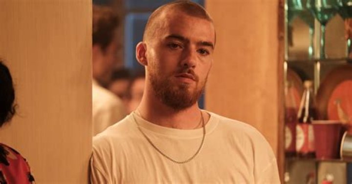 Euphoria Why Did Fez Beat Up Nate? POPSUGAR Entertainment UK