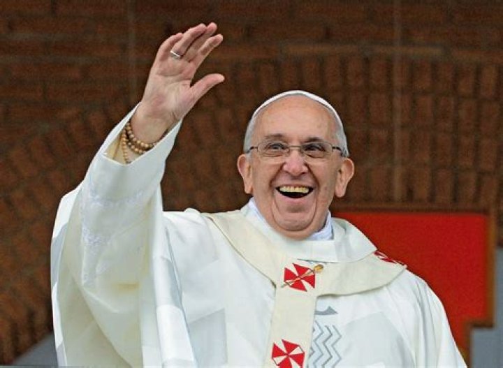 Even Pope Francis Has to Diet! Doctors Warn Leader to Lay Off the Pasta