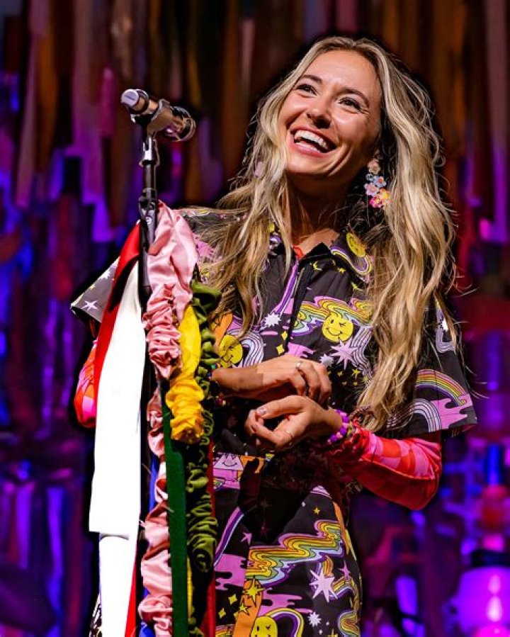 Exploring The Age Of Lauren Daigle's Husband